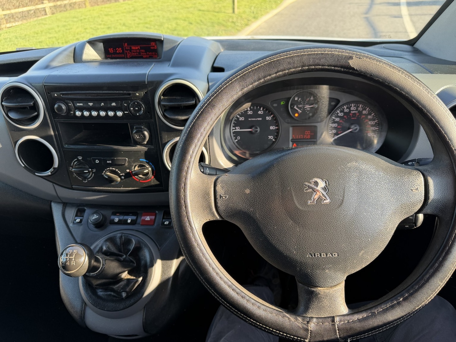 Used Peugeot Partner 2014 for sale - 77749915: Photo 9