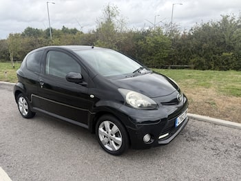 Used Toyota AYGO 2013 for sale - 79637734: Photo