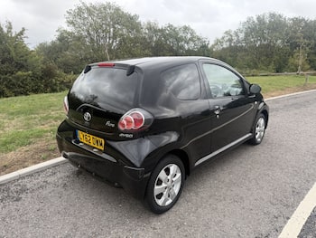 Used Toyota AYGO 2013 for sale - 79637734: Photo