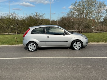 Used Ford Fiesta 2006 for sale - 77977044: Photo