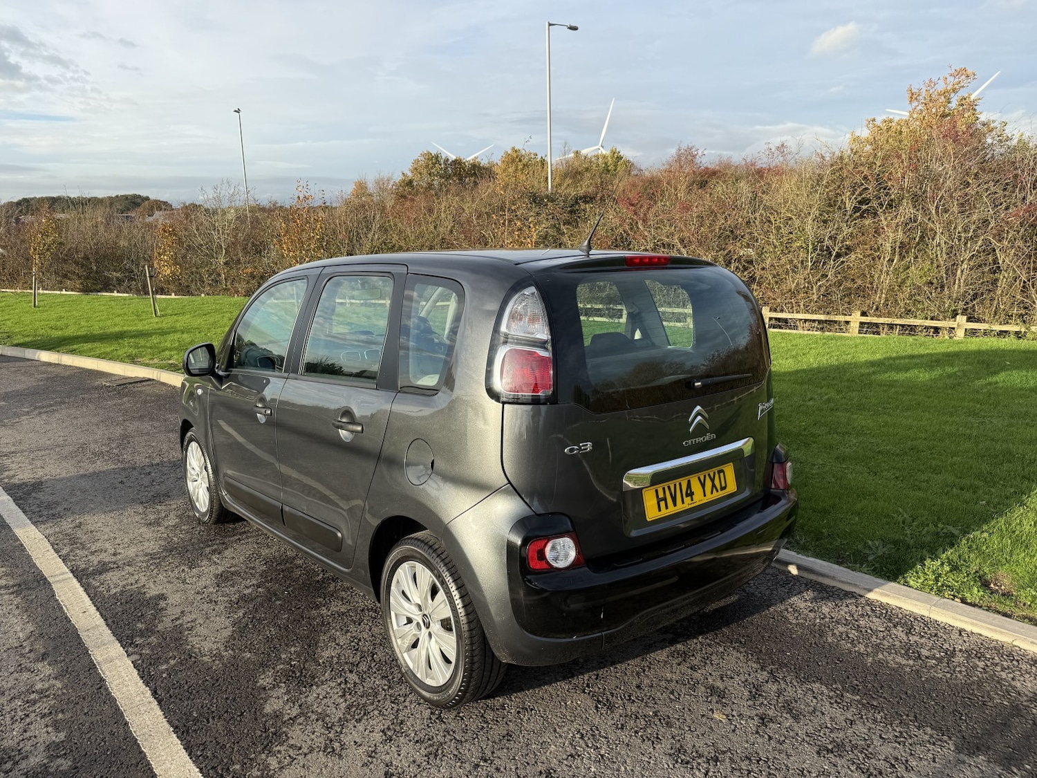 Used Citroen C3 Picasso 2014 for sale - 76497397: Photo 4
