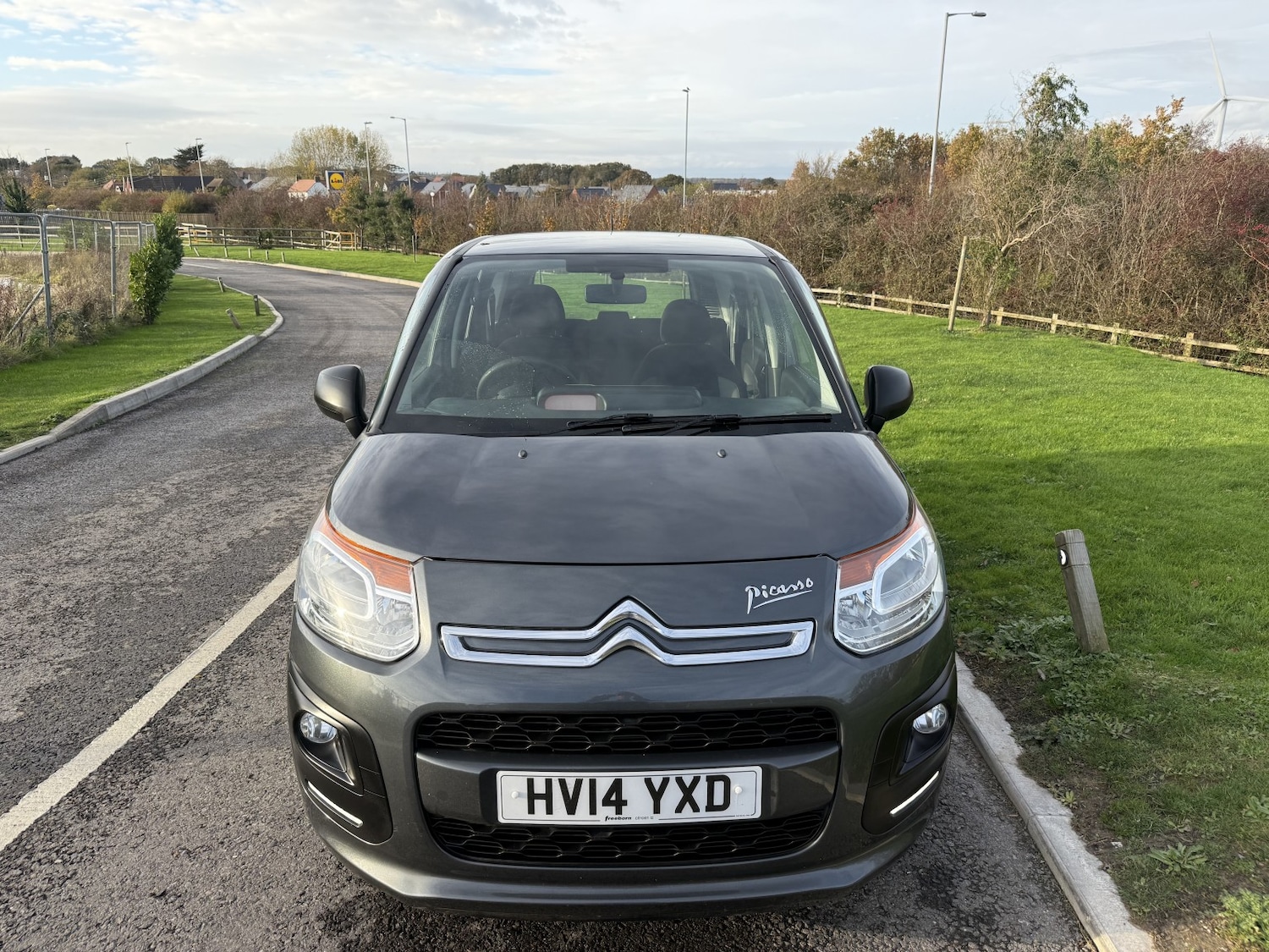 Used Citroen C3 Picasso 2014 for sale - 76497397: Photo 7