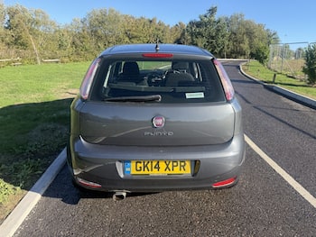 Used Fiat Punto 2014 for sale - 79779754: Photo