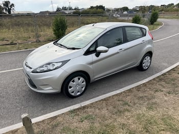 Used Ford Fiesta 2010 for sale - 79644410: Photo