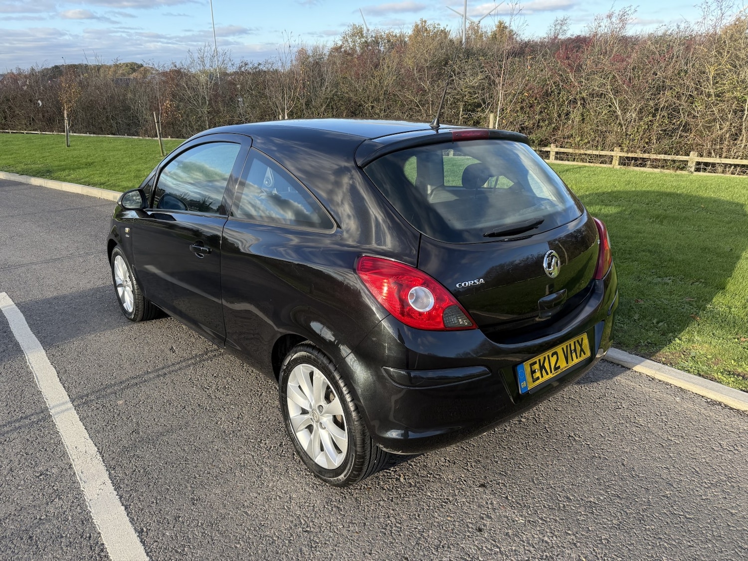 Used Vauxhall Corsa 2012 for sale - 76625388: Photo 4