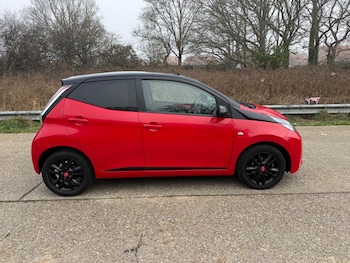 Used Toyota AYGO 2017 for sale - 75439347: Photo