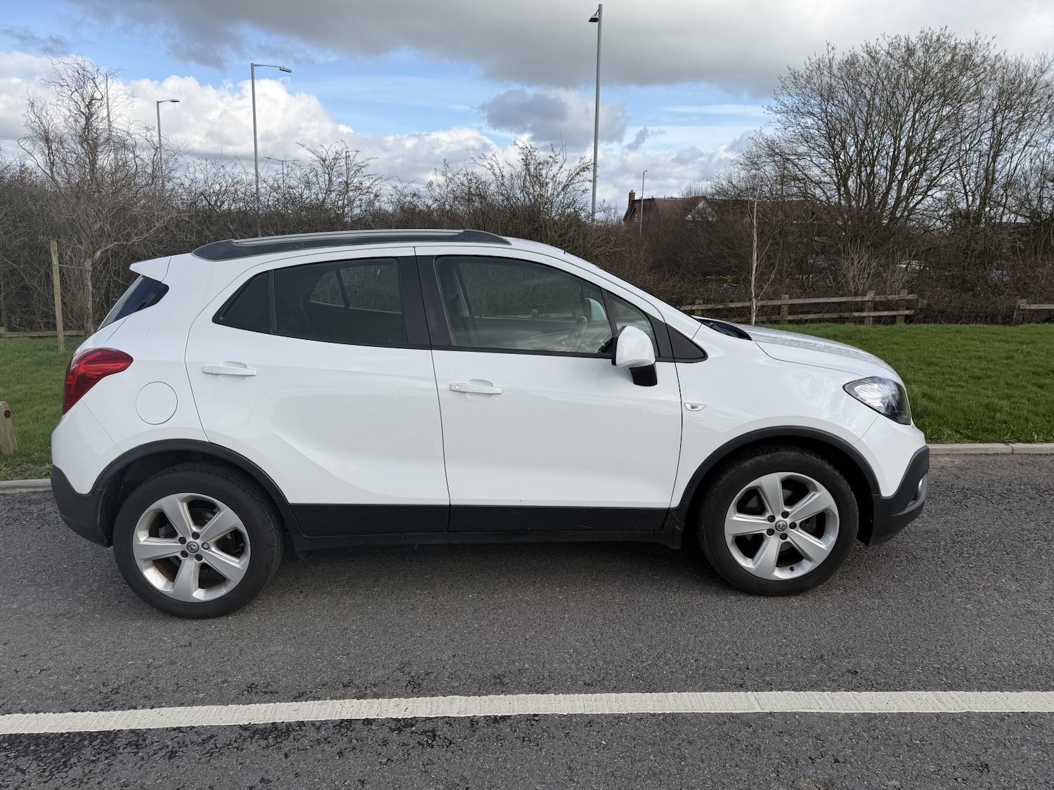 Used Vauxhall Mokka 2015 for sale - 77707230: Photo 2