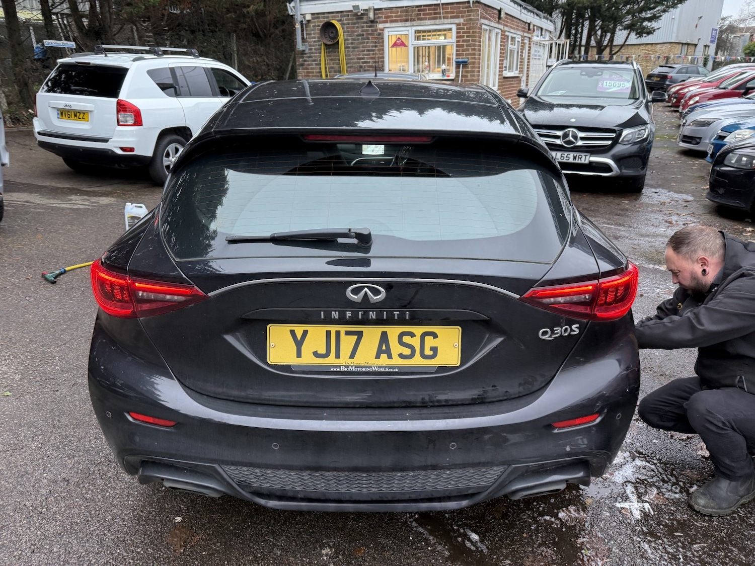 Used Infiniti Q30 2017 for sale - 76910982: Photo 4