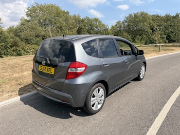 Used Honda Jazz 2014 for sale - 79372112: Photo