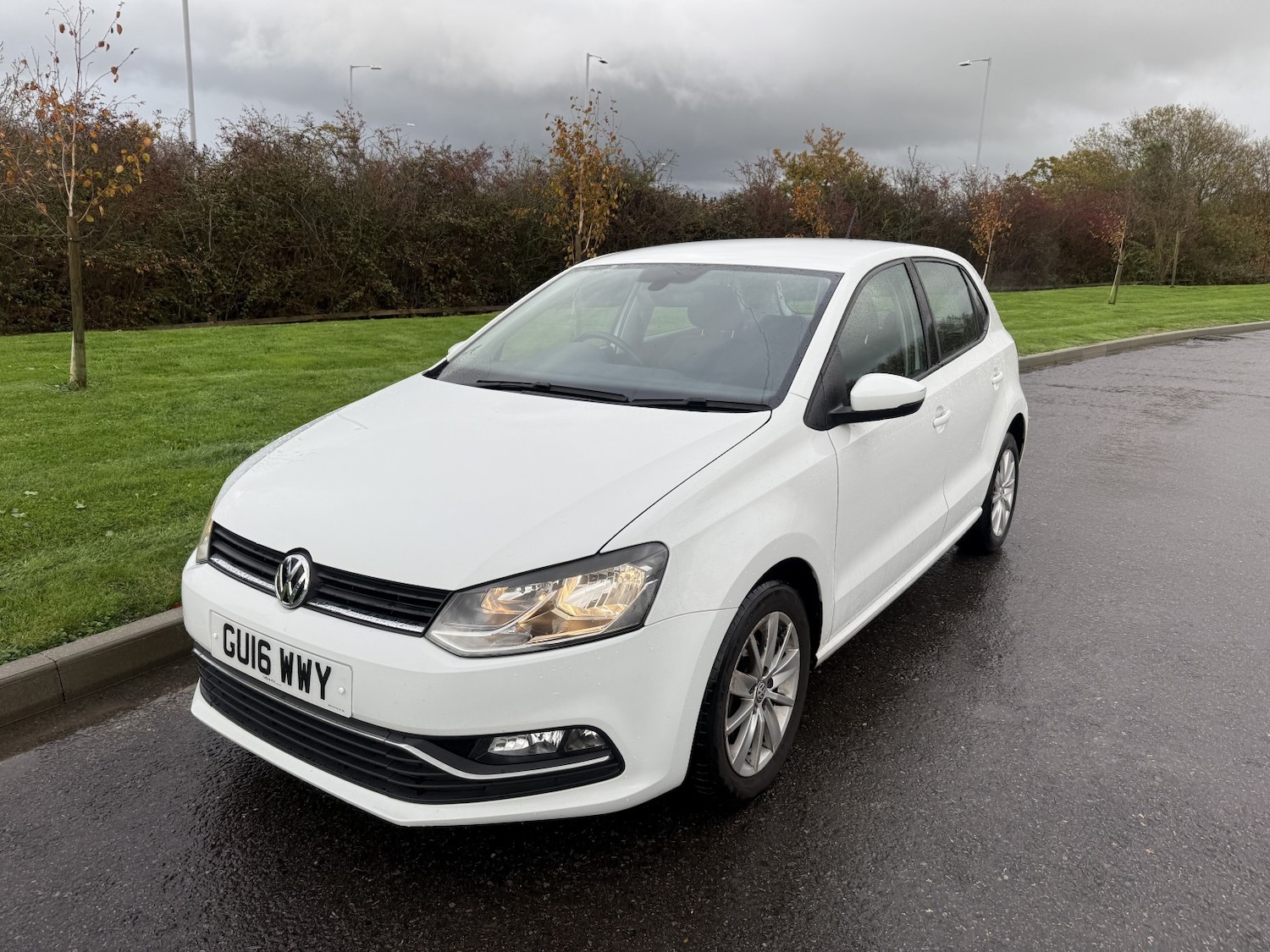 Used Volkswagen Polo 2016 for sale - 76536810: Photo 3