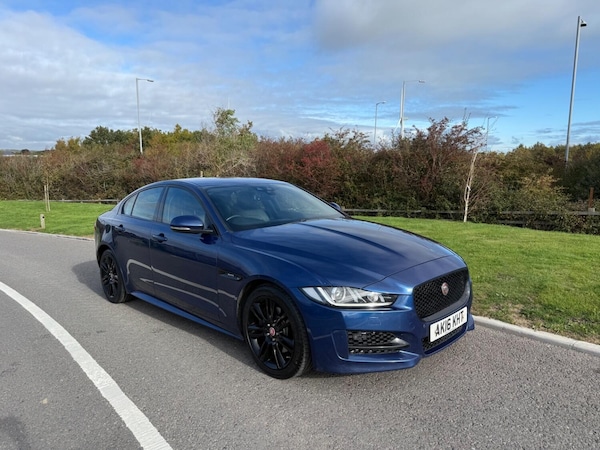 Used Jaguar XE 2016 for sale - 76211867: Photo 1