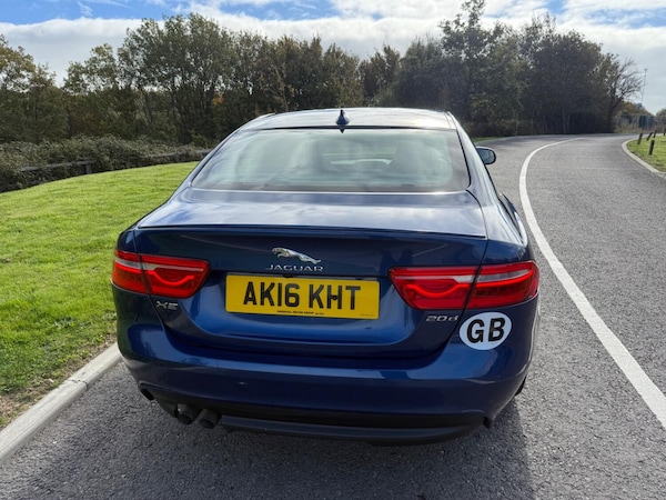 Used Jaguar XE 2016 for sale - 76211867: Photo 7