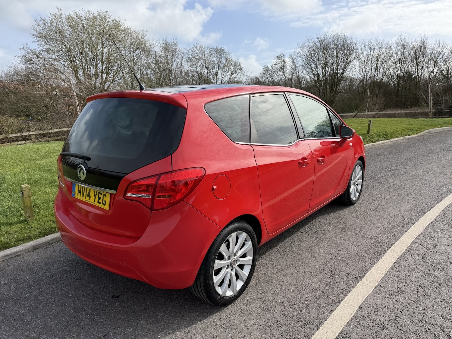 Used Vauxhall Meriva 2014 for sale - 77906566: Photo 3