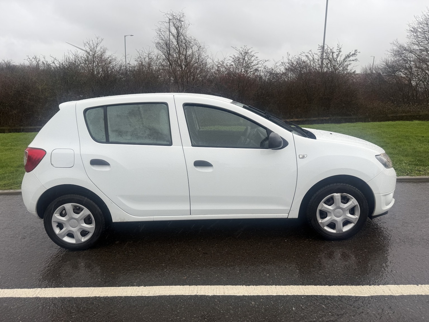 Used Dacia Sandero 2016 for sale - 77213488: Photo 2