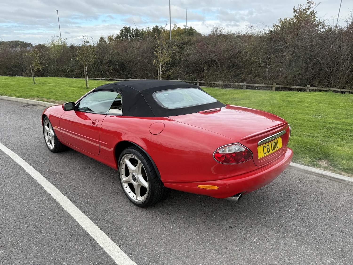 Used Jaguar XKR 2001 for sale - 76504673: Photo 3