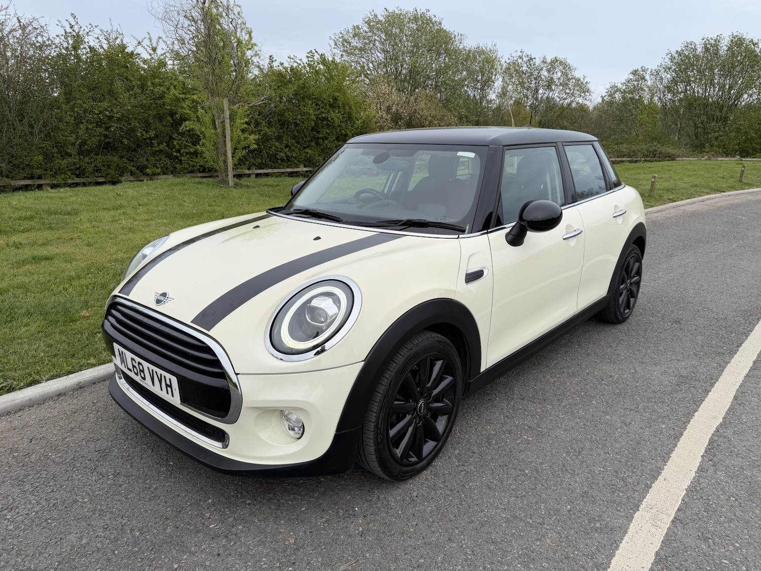 Used MINI Hatch 2018 for sale - 78201901: Photo 1