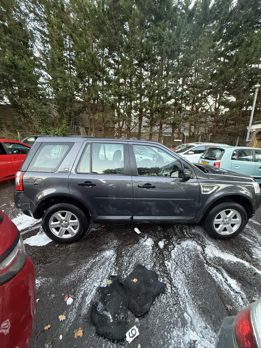 Used Land Rover Freelander 2010 for sale - 76605712: Photo 5