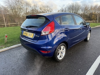 Used Ford Fiesta 2015 for sale - 76784943: Photo