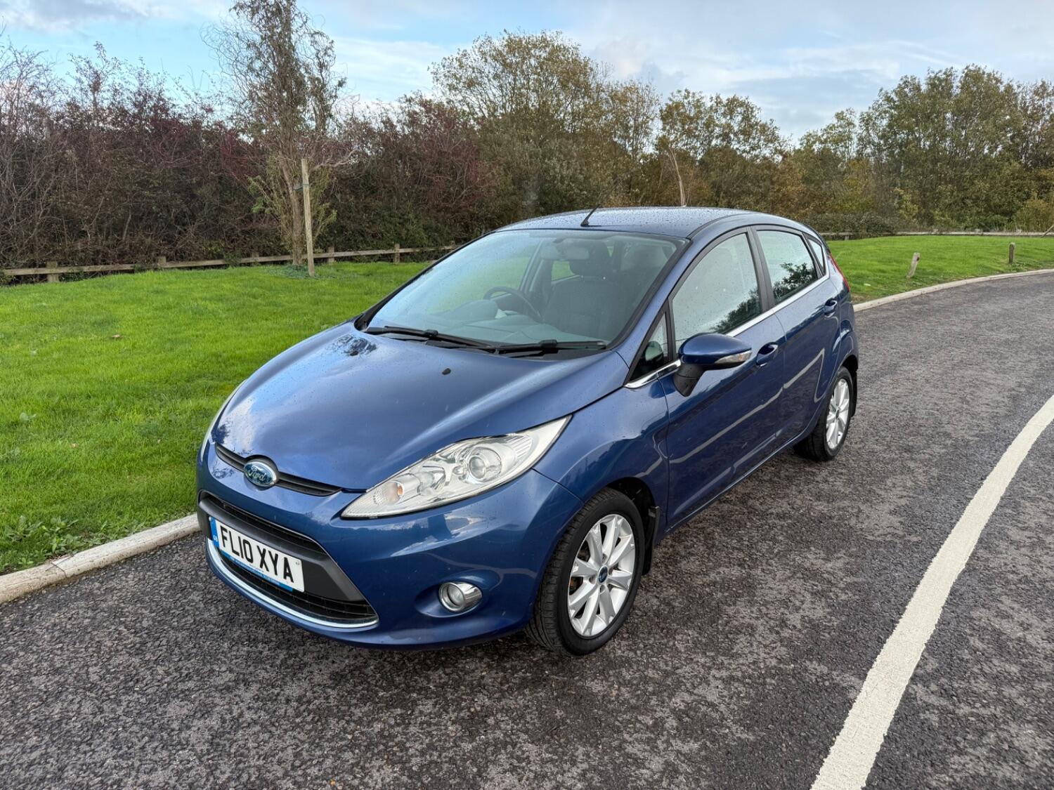 Used Ford Fiesta 2010 for sale - 76347207: Photo 2