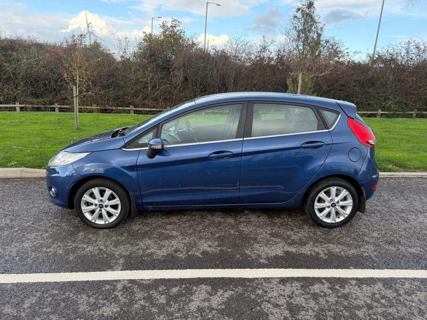 Used Ford Fiesta 2010 for sale - 76347207: Photo 8
