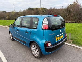 Used Citroen C3 2010 for sale - 76305550: Photo 2