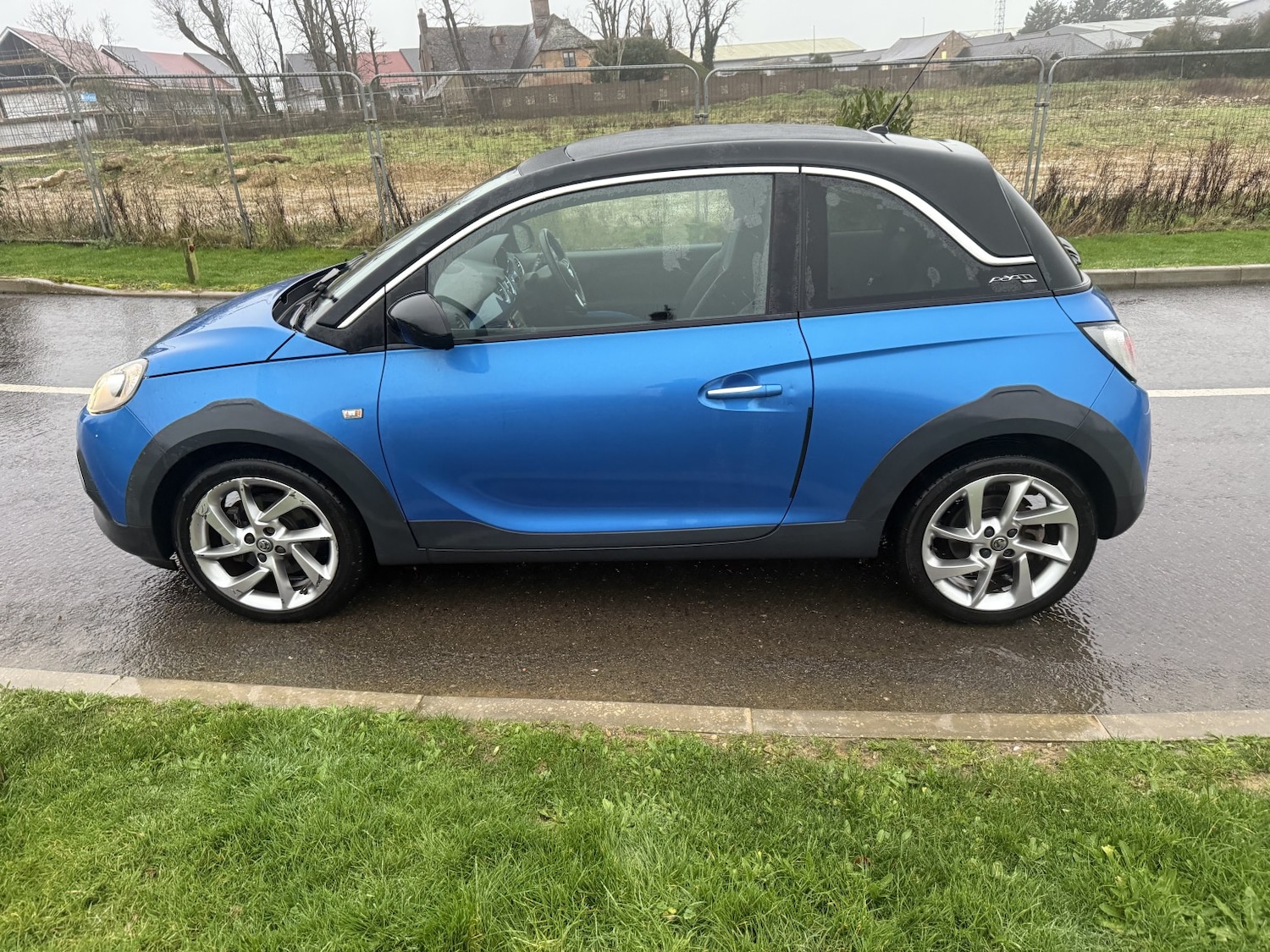 Used Vauxhall ADAM 2015 for sale - 77516129: Photo 6