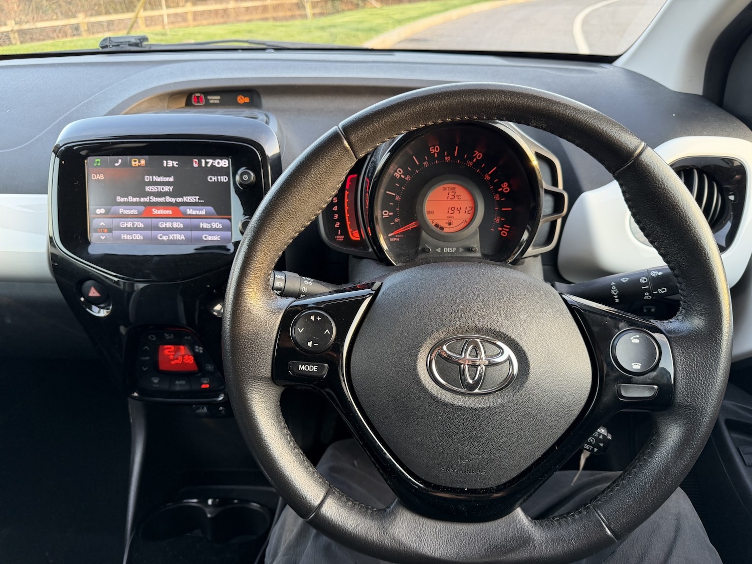Used Toyota AYGO 2017 for sale - 77662236: Photo 10