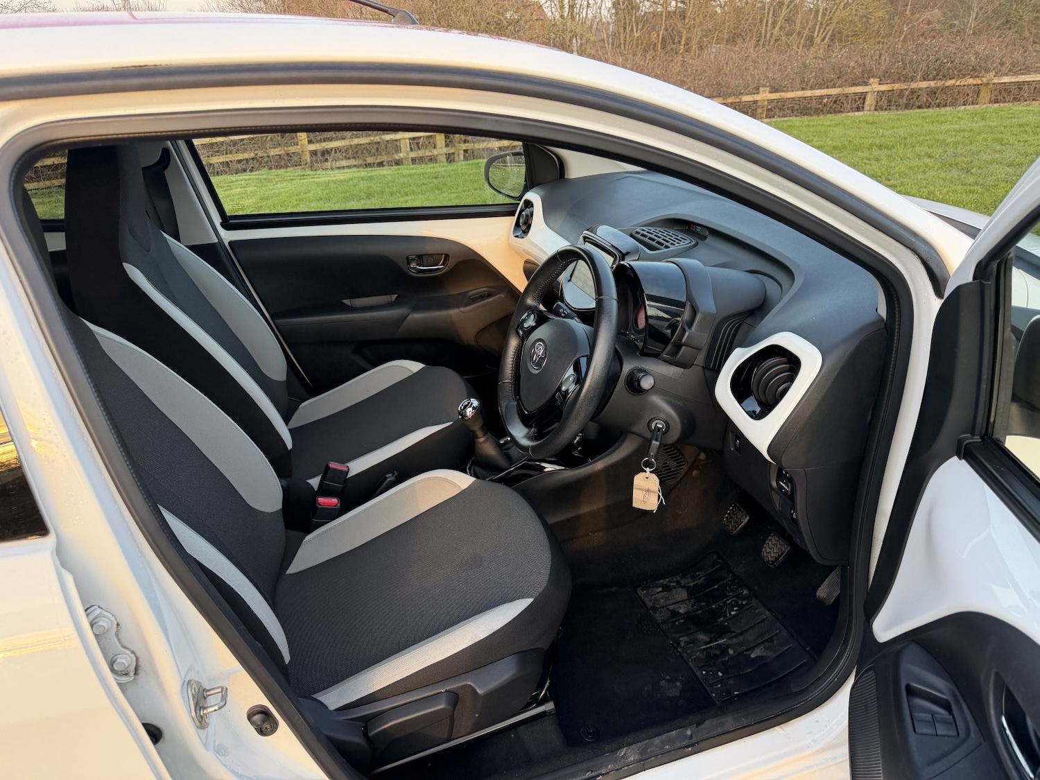 Used Toyota AYGO 2017 for sale - 77662236: Photo 9