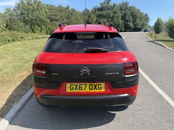 Used Citroen C4 Cactus 2017 for sale - 79105096: Photo