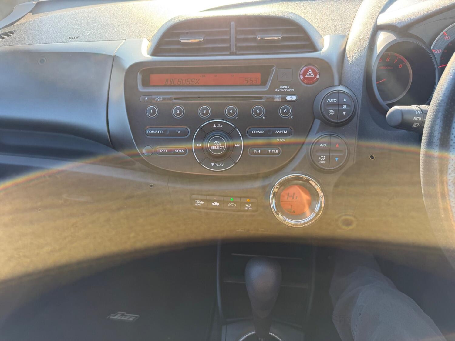 Used Honda Jazz 2013 for sale - 76093666: Photo 12