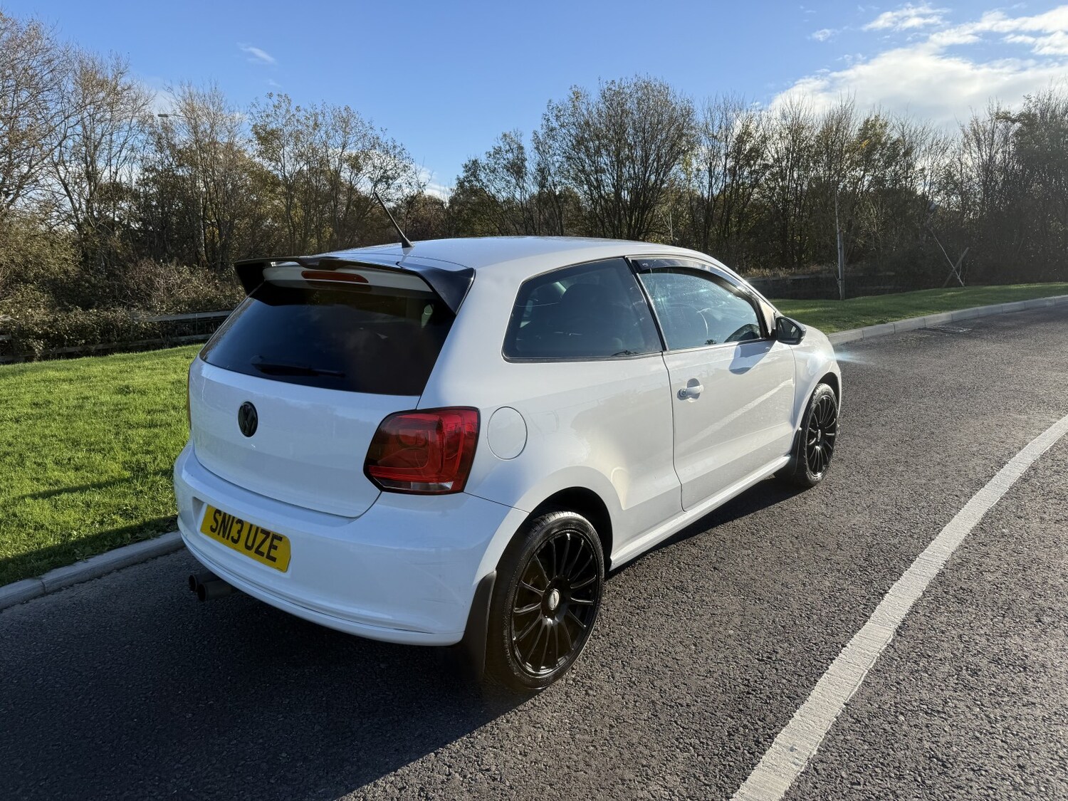 Used Volkswagen Polo 2013 for sale - 76649812: Photo 2