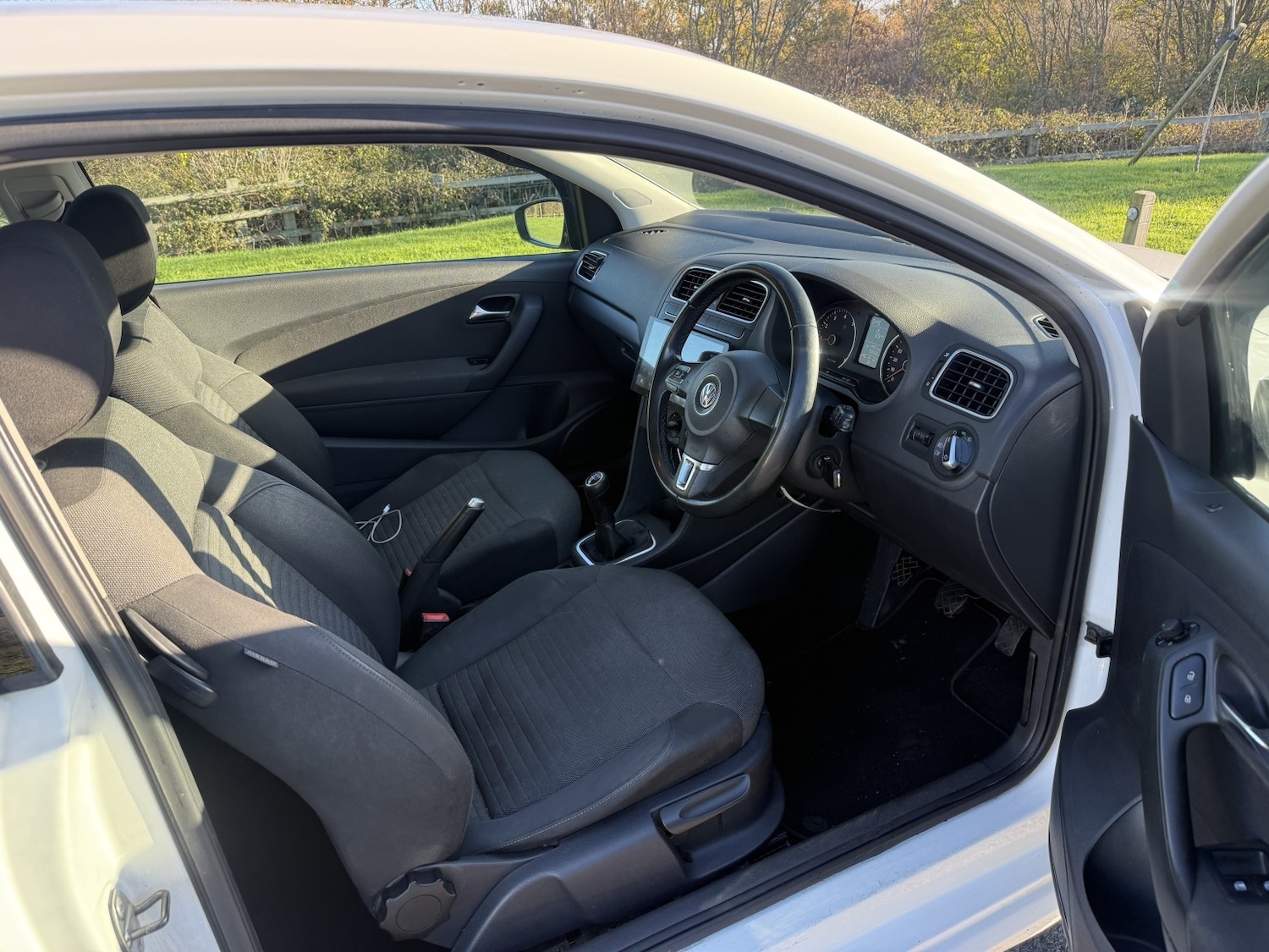 Used Volkswagen Polo 2013 for sale - 76649812: Photo 9