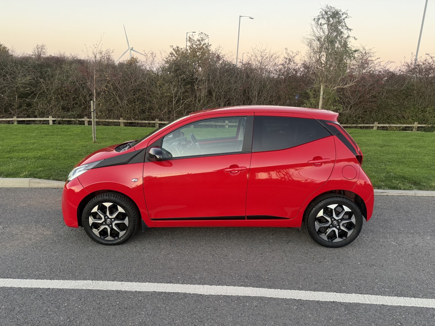 Used Toyota AYGO 2019 for sale - 76605834: Photo 8