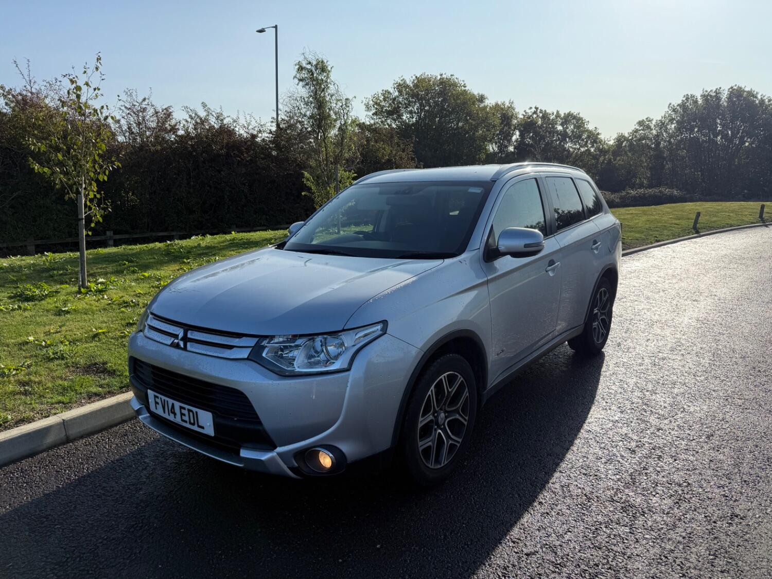 Used Mitsubishi Outlander 2014 for sale - 76769285: Photo 2