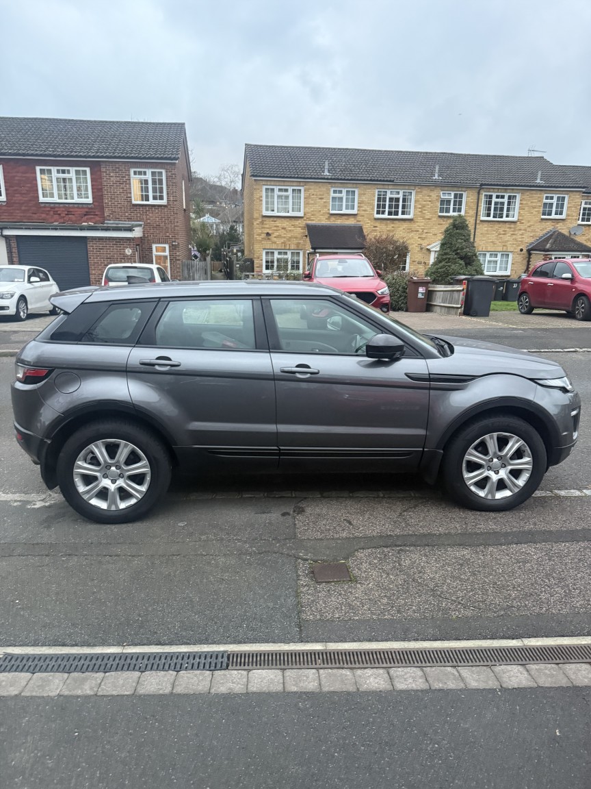 Used Land Rover Range Rover Evoque 2018 for sale - 76945555: Photo 2