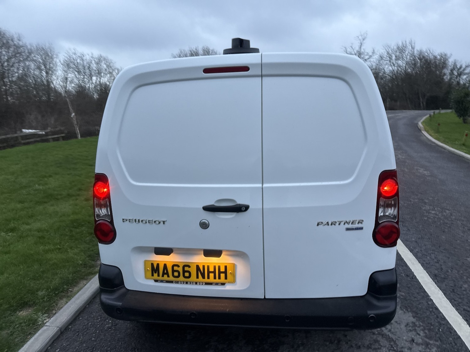 Used Peugeot Partner 2016 for sale - 77329234: Photo 8