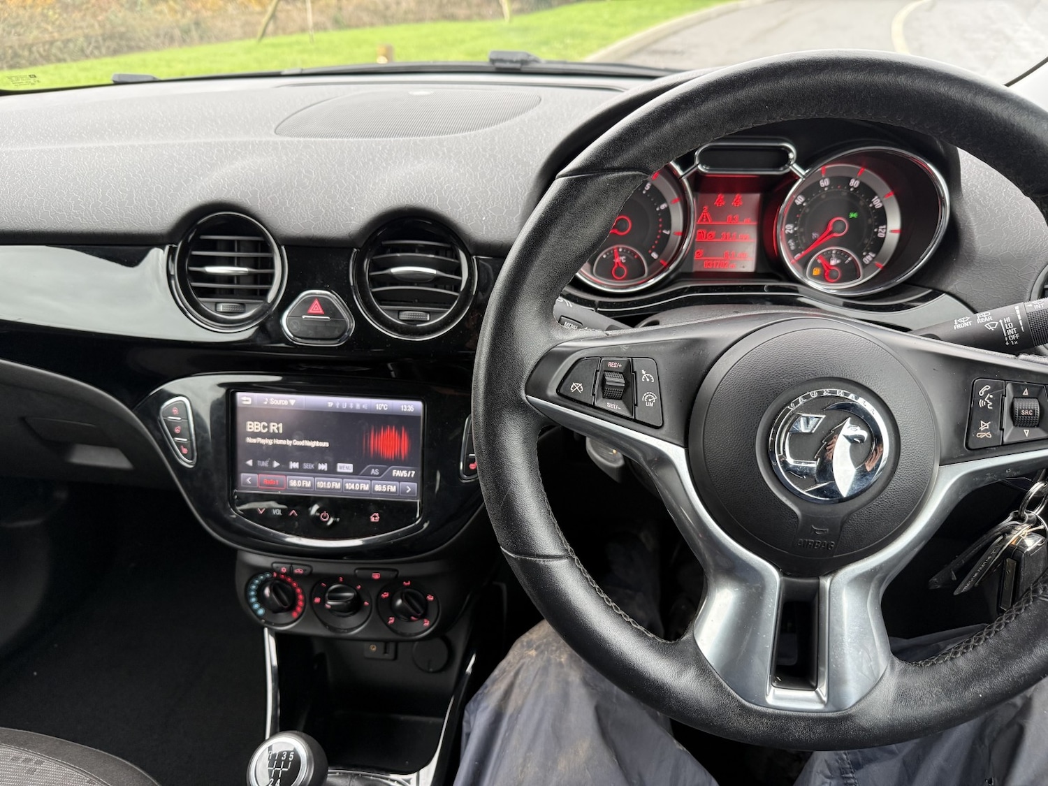 Used Vauxhall ADAM 2015 for sale - 76769725: Photo 10