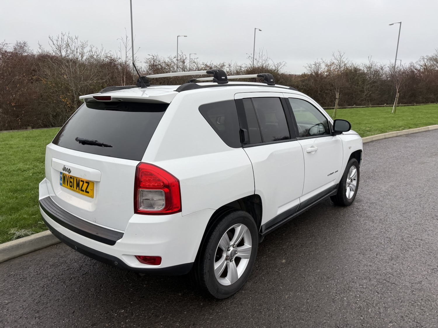 Used Jeep Compass 2011 for sale - 76911072: Photo 2