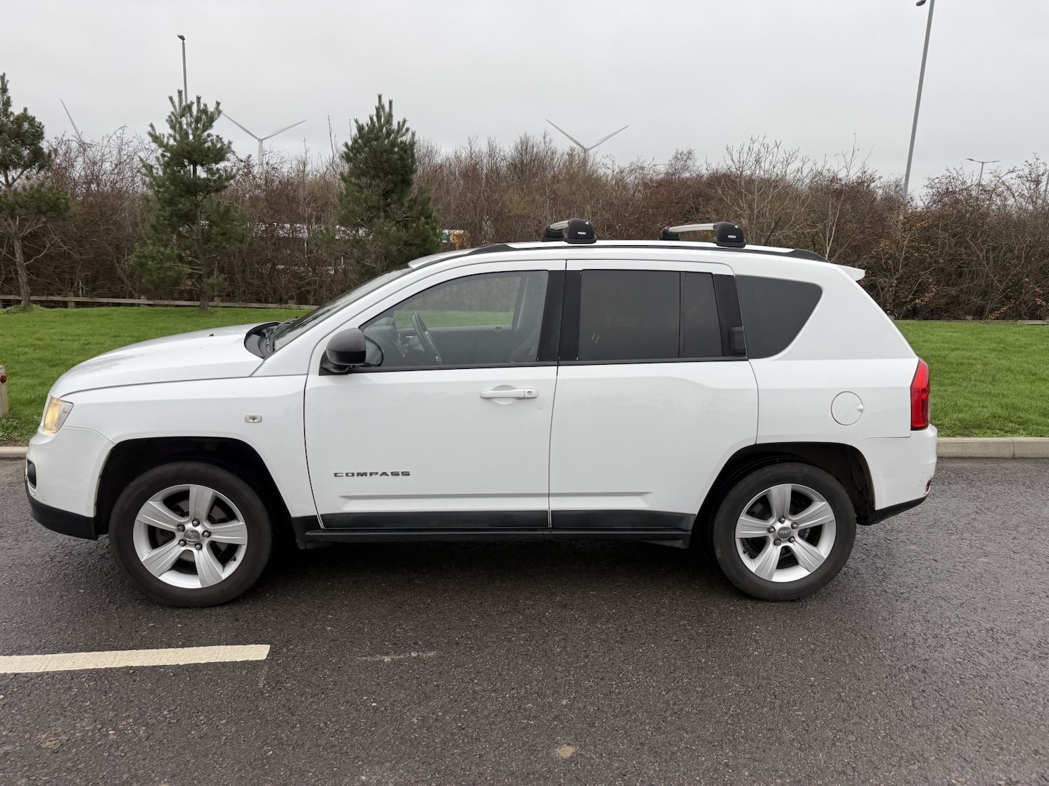 Used Jeep Compass 2011 for sale - 76911072: Photo 5