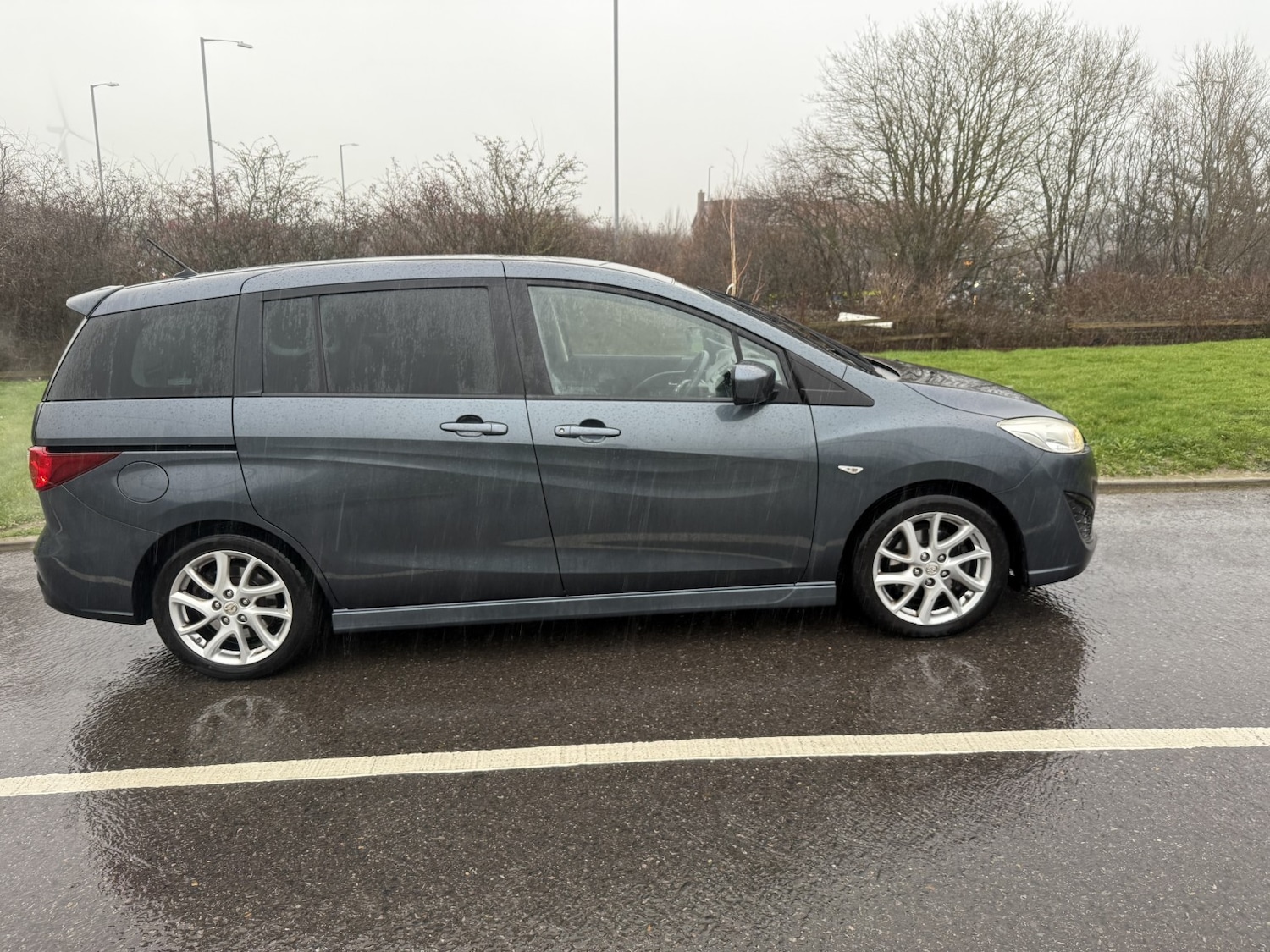Used Mazda Mazda5 2012 for sale - 77508539: Photo 2