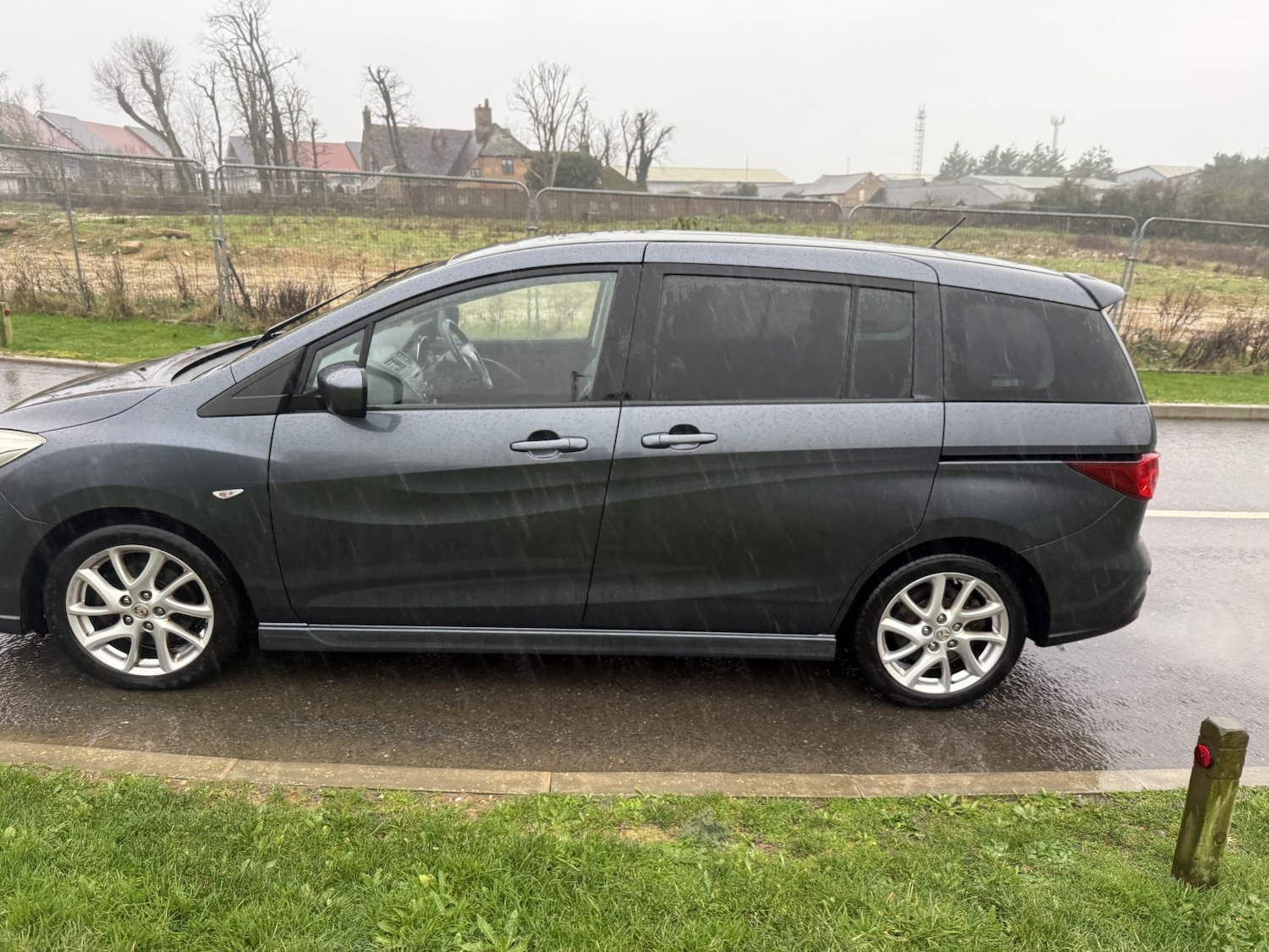 Used Mazda Mazda5 2012 for sale - 77508539: Photo 6