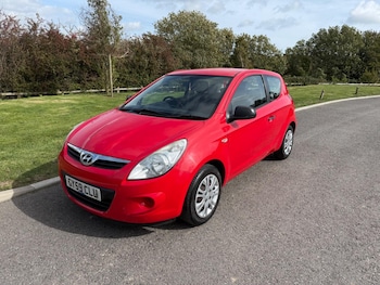Used Hyundai i20 2009 for sale - 75975631: Photo