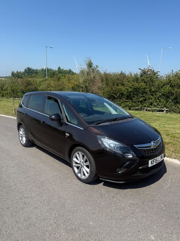 Used Vauxhall Zafira Tourer 2015 for sale - 75711531: Photo 1