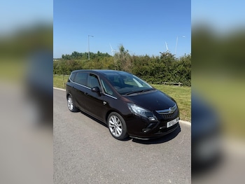 Used Vauxhall Zafira 2015 for sale - 75711531: Photo