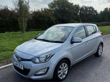 Used Hyundai i20 2015 for sale - 75439351: Photo