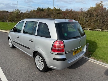 Used Vauxhall Zafira 2007 for sale - 76205614: Photo 4