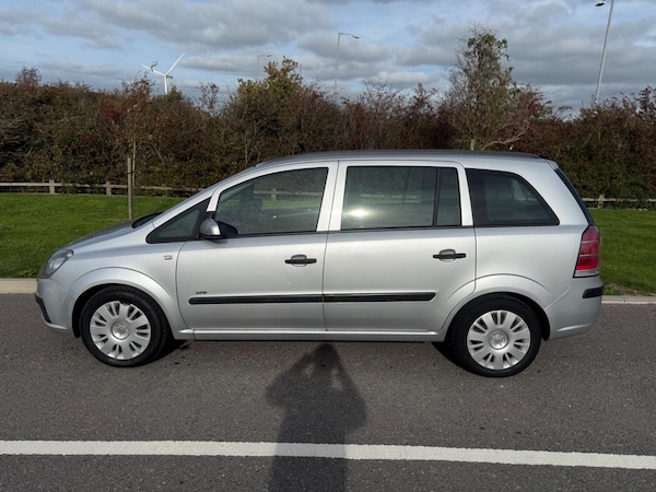Used Vauxhall Zafira 2007 for sale - 76205614: Photo 8