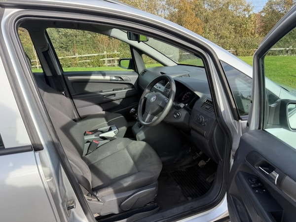 Used Vauxhall Zafira 2007 for sale - 76205614: Photo 9
