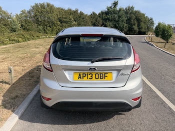 Used Ford Fiesta 2013 for sale - 79302195: Photo