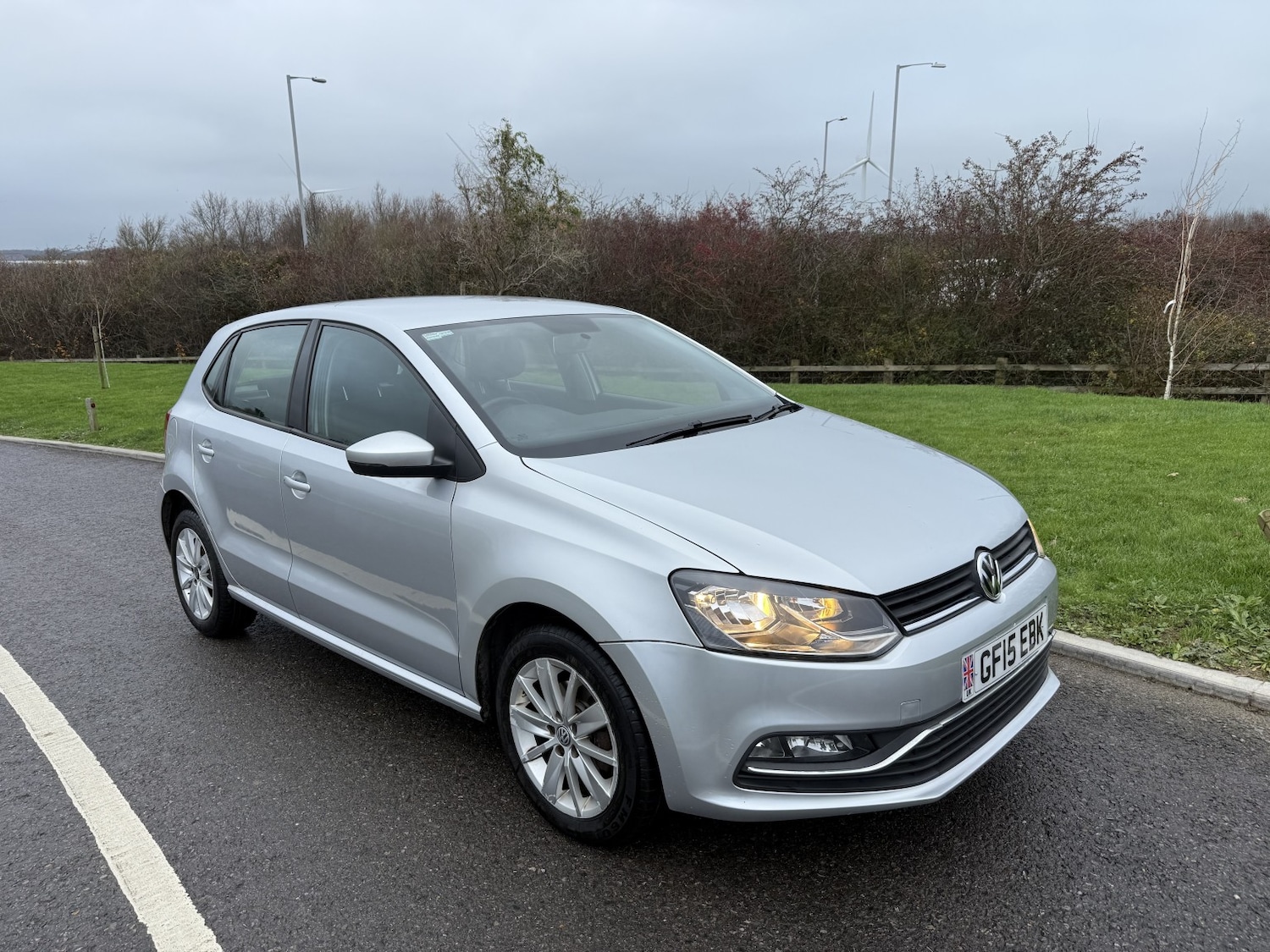 Used Volkswagen Polo 2015 for sale - 76911054: Photo 1